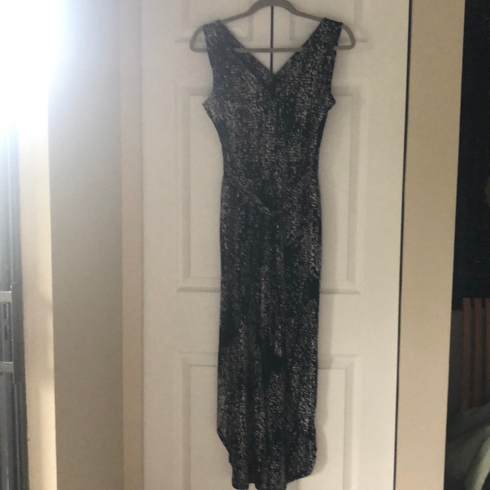 Sleeveless jumpsuit